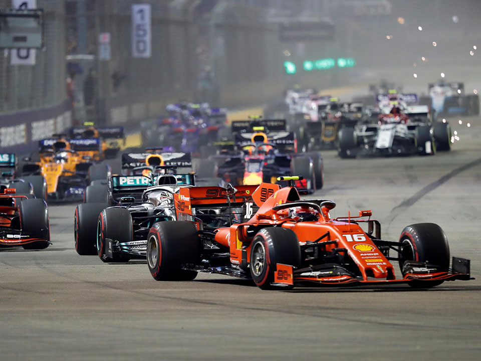 บินไปดู Singapore Gp มหาความบันเทิง กีฬากับดนตรี  ที่ยิ่งใหญ่ที่สุดแห่งเอเชีย | The Momentum