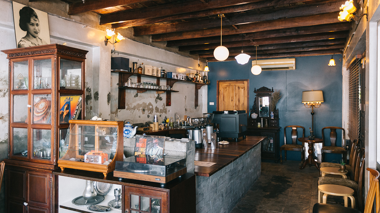 Grandma’s Coffee Bar: บ้านคุณย่าบาร์กาแฟ ที่ตกแต่งด้วยความฝันและความทรงจำ